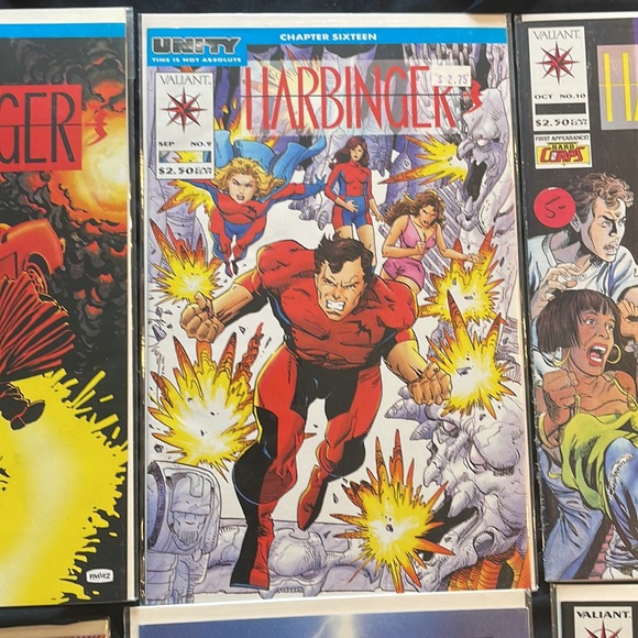 Huge Valiant Comic Lot 9 books - Picture 3 of 10